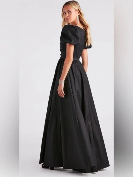 Windsor Pippa Taffeta Sweetheart Ball Gown - Picture 2 of 8